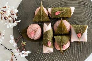 Sakuramochi Domyoji and Chomeiji by Terumi Koga of CalVegan Wagashi